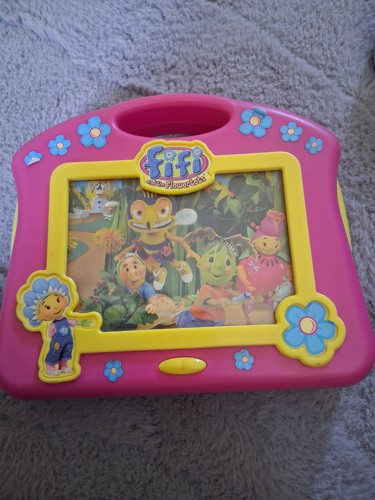 Fifi and the - fifi, flowertots