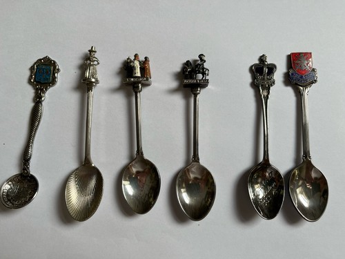 Assorted vintage silver - 6,