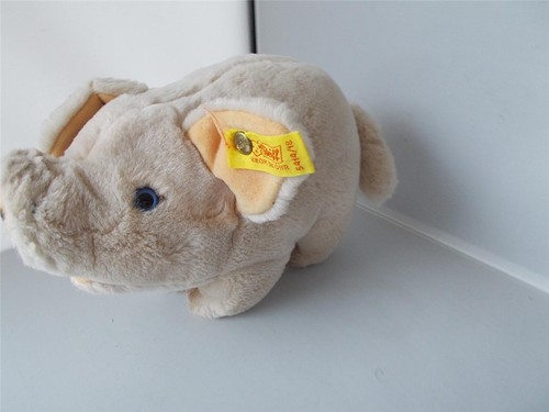 Vintage steiff soft toy pig - soft,