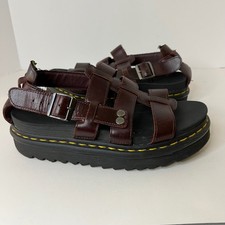 Womens Dr Martens Airwair