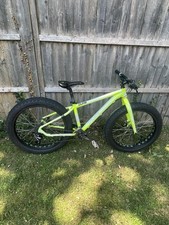 Calibre Dune Fat Bike lime green VGC 26 inch wheels