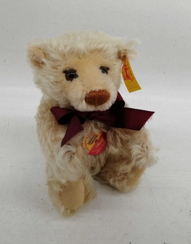 Teddy bear model - teddy,