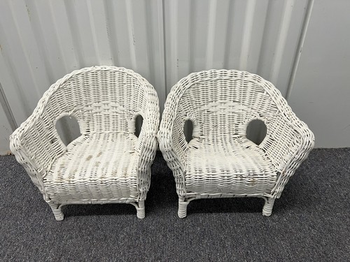 White wicker chairs for dolls - chairs,