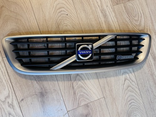 Volvo v50 design - v50, grill
