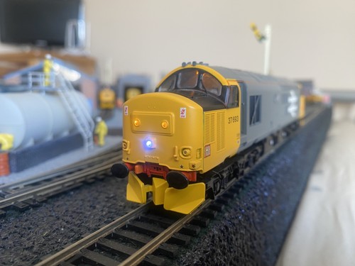 Bachmann pin class 37 - 21,