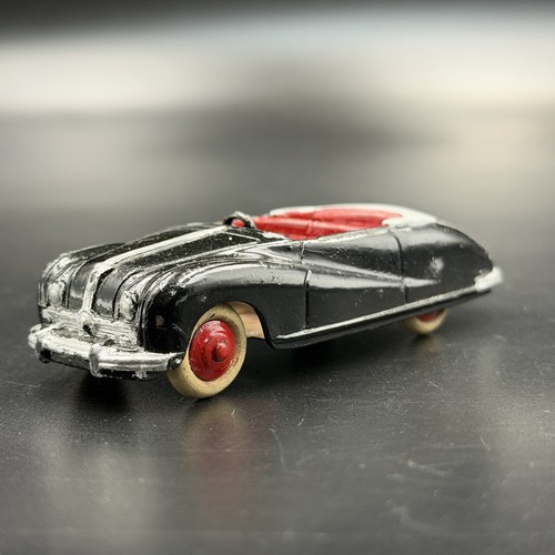 Vintage dinky toys 106 - toys, black