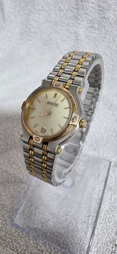 Gucci 9000l ladies - gucci,