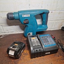 Makita BHR200 Cordless SDS 18v Adapted Hammer Drill With Battery & Charger 24v