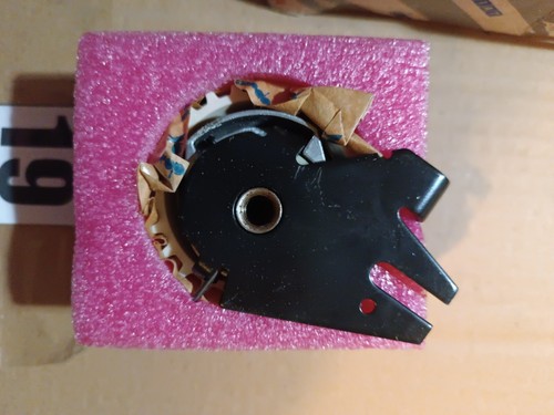 Adjustable belt tensioner - adjustable,