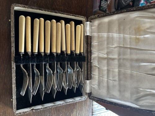 Silver plated fish knives - silver,