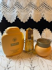 Avon Timeless Vintage Eau De ToiletteSkin Softener & S/Gel set