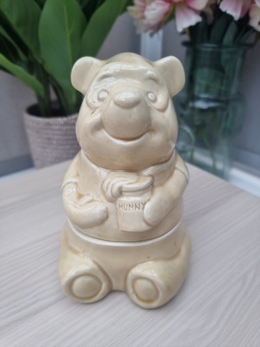 Vintage winnie the pooh cookie - vintage,