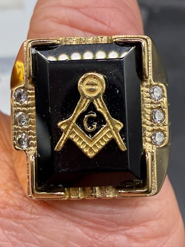 Mens gold masonic signet - gold,