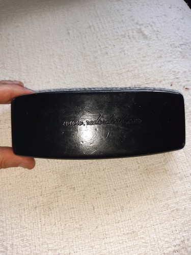 Red dead glasses case - or,