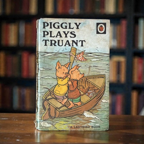 Ladybird 401 piggly plays - ladybird,