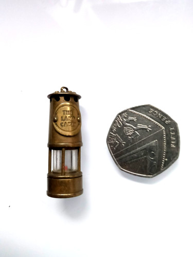 The lamp cabin - vintage, brass