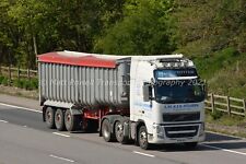 Truck Photo 12x8 - Volvo FH500 - LM & JS Stamps - KP61 HZJ