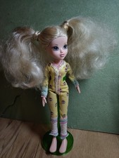 Moxie Girlz Jammaz Lexa Doll