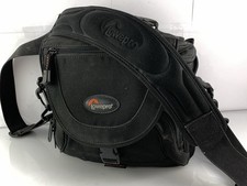 Lowepro Nova 1 AW Shoulder Camera Bag Black Good Condition All Weather Cover