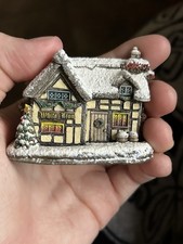 Lilliput Lane Cheery Christmas VERY RARE MINT CONDITION