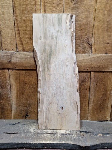 Live edge hornbeam - hornbeam, (070)