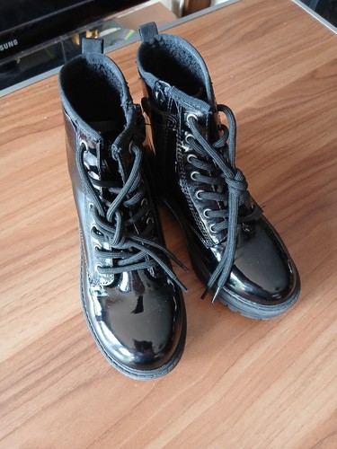 Girls black patent - , boots