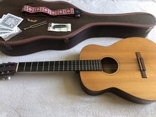 Vintage 1960's Harmony H173