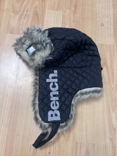 Bench black quilted trapper - black,