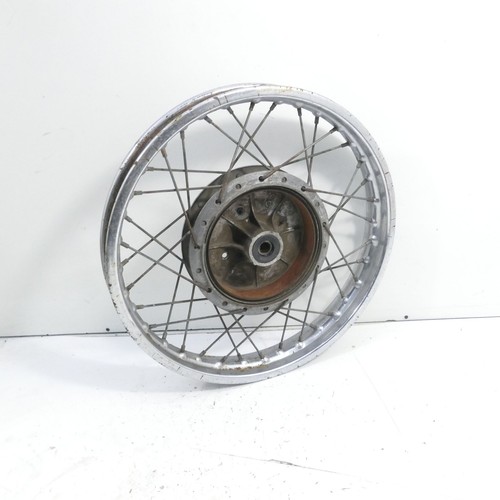 Yamaha 250 rear wheel - ez:83,