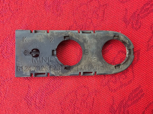 Mini boot hinge cover bracket - boot,
