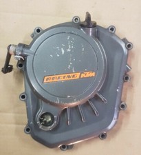 2015 KTM DUKE 125 ABS >>> right hand O/S clutch casing