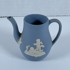 DISCONTINUED WEDGWOOD MINI /