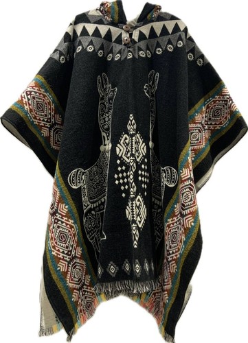 Alpaca poncho lama motif - alpaca,