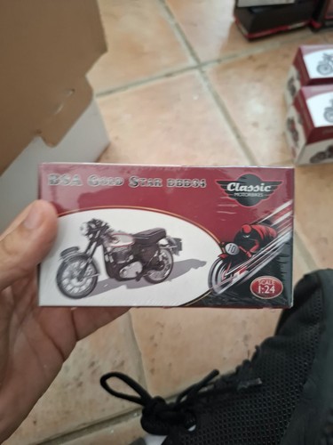 Bsa gold star dbd34 - gold,