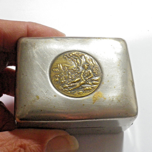 Small antique trinket - /, snuff