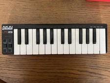 Akai LPK25 Laptop Performance