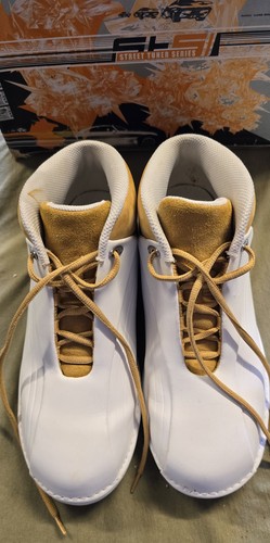Lugz mens white wheat mid - 10.5,