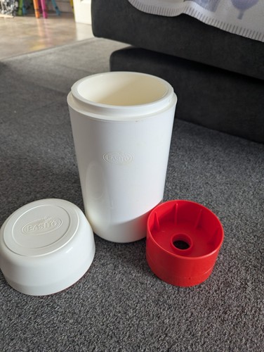 Easiyo yogurt maker - easiyo,