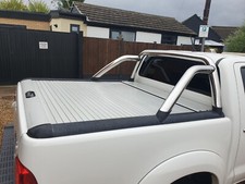 Hilux MK 6-7 2005-15 Roller Shutter &  Chrome Roll Bar Roll Top Mountaintop