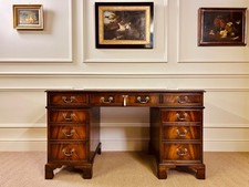 ANTIQUE STYLE MAHOGANY TWIN