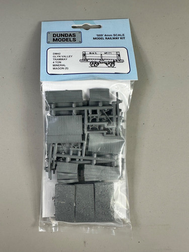 Dundas models dm42 glyn - models,