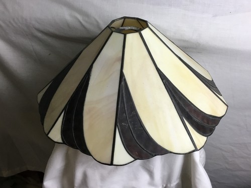 Tiffany style lampshade cream