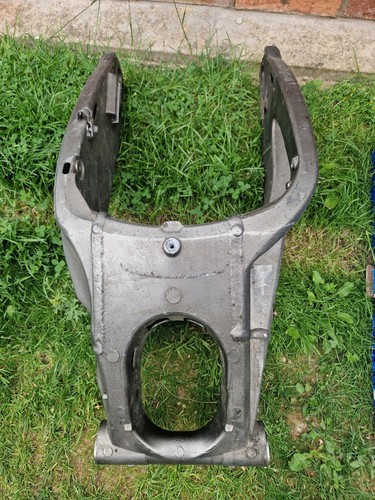 Suzuki gsxr swingarm swing arm - suzuki,