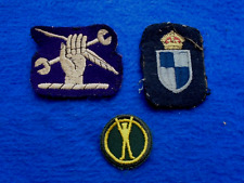 JOB LOT OF UNKNOWN EMBROIDERED CLOTH BADGES, MILITARY?