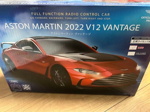 Aston martin 2022 v12 vantage - martin,