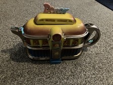 TEAPOTTERY EARLS DINER LIMITED EDITION 2004 RETRO TEAPOT NUMBER 753
