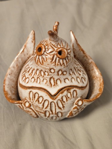 Folk art studio - art, pottery