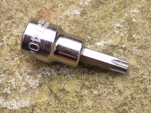 Halfords advanced t40 security - halfords,