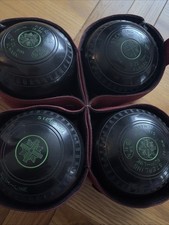 Almark Sterling Slim-Line Lawn/Indoor Short-Mat Bowls Size 1HM Set Of 4