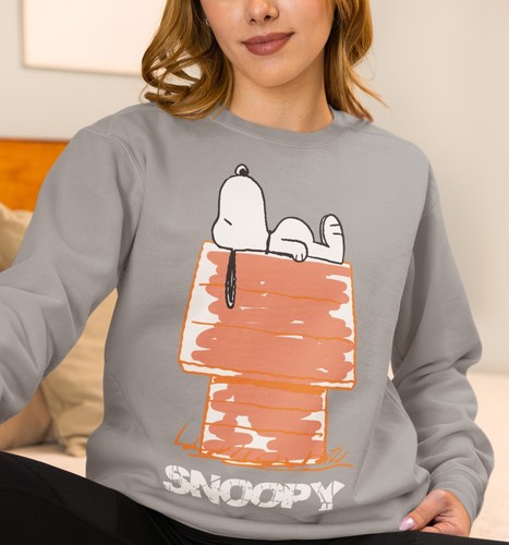 Peanuts snoopy logo house - peanuts,